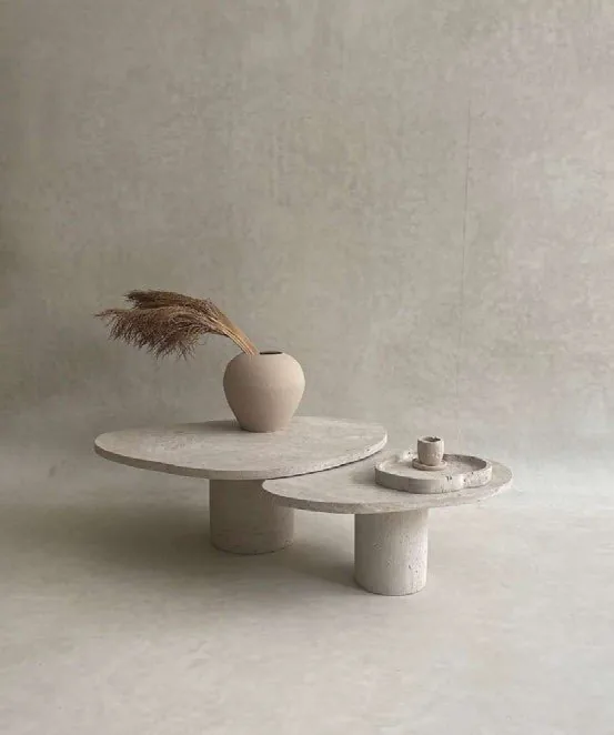 TABLE DUO GALET — tables, plateau et piètement en travertin, mobilier fait main à Marrakech
