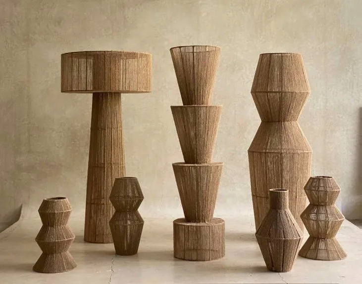 TOTEM — décoration, structure métallique noire, mobilier fait main à Marrakech